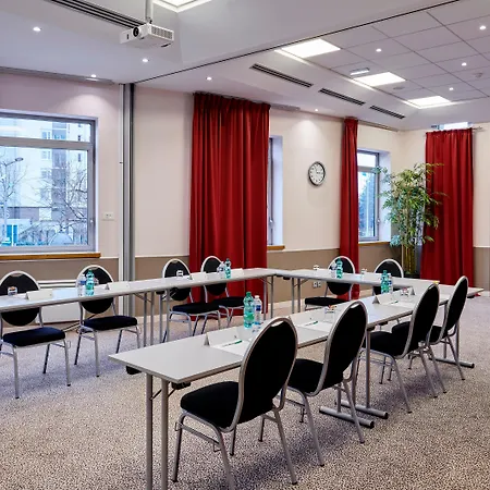 Paris - Marne La Vallee, An Ihg 4* Noisy-le-Grand