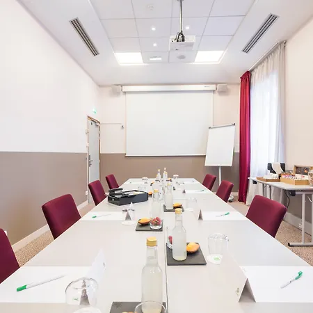 Hotel Paris - Marne La Vallee, An Ihg